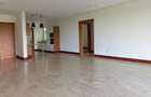 3 Bed Apartment with En Suite in Parklands - 5
