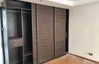 5 Bed Townhouse with En Suite in Westlands Area - 17