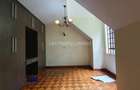 4 Bed Townhouse with En Suite in Lavington - 6