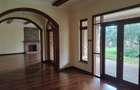 5 Bed Townhouse with En Suite at Karen - 5