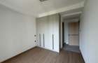 3 Bed Apartment with En Suite in Riverside - 7