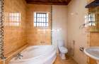 5 Bed Villa with En Suite in Lavington - 20