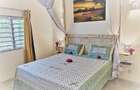 6 Bed Villa with En Suite in Watamu - 5