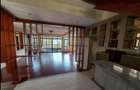5 Bed House with En Suite in Lavington - 9