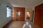 5 Bed House with En Suite at Kyuna - 11