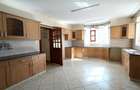 5 Bed House with En Suite in Runda - 11
