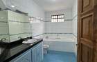 Serviced 3 Bed Apartment with En Suite in Brookside - 5