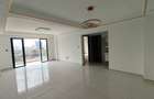 2 Bed Apartment with Swimming Pool in Kilimani - 11