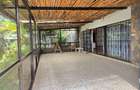 5 Bed House with En Suite at Lavington Road - 7