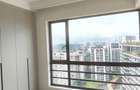 3 Bed Apartment with En Suite at Riverside - 10