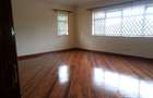 5 Bed House with En Suite in Runda - 14