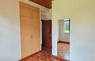 5 Bed Townhouse with En Suite in Lavington - 12