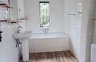3 Bed Apartment with En Suite in Kilimani - 18