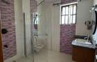 5 Bed House with En Suite in Nyari - 5