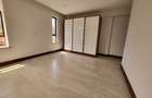 2 Bed Apartment with En Suite in Rhapta Road - 11
