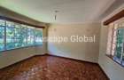 4 Bed House with En Suite in Runda - 10