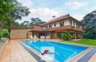 5 Bed Townhouse with En Suite in Rosslyn - 1