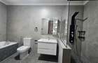 5 Bed House with En Suite in Runda - 14