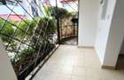 5 Bed House with En Suite in Lavington - 2