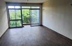 3 Bed Apartment with En Suite at Isk - 2