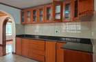 5 Bed House with En Suite in Nyari - 2
