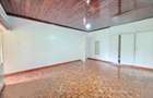 4 Bed House with En Suite in Lavington - 14