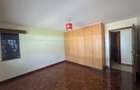 4 Bed House in Spring Valley - 5