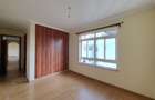 3 Bed Apartment with En Suite at Brookside - 18