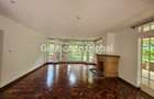 5 Bed House with En Suite in Rosslyn - 7