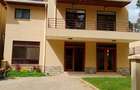 5 Bed Townhouse with En Suite in Lavington - 17