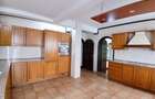 4 Bed Townhouse with En Suite at Riverside Drive - 4