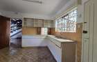 4 Bed House with En Suite in Lavington - 12