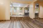 5 Bed Townhouse with En Suite in Westlands Area - 4