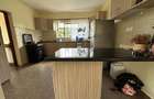 4 Bed House with En Suite at Redhill - 7