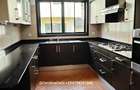 4 Bed Townhouse with En Suite at Brookside Drive - 17