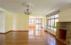 5 Bed Townhouse with En Suite at Lavington - 19