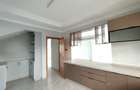 4 Bed House with En Suite in Kamakis - 3