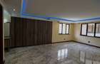 5 Bed Townhouse with En Suite at Muthangari Drive - 17
