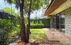 5 Bed Townhouse with En Suite at Lavington - 16