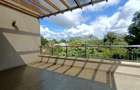 5 Bed House with Garden at Lavington - 2