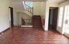 5 Bed Townhouse with En Suite at Lavington - 15