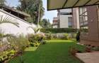 6 Bed Townhouse with En Suite in Lavington - 17