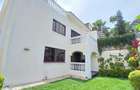 4 Bed Townhouse with En Suite at Lavington Green - 2