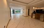 5 Bed Apartment with En Suite in Spring Valley - 16