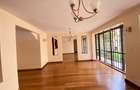 5 Bed Townhouse with En Suite in Lavington - 4