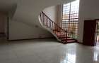 5 Bed Townhouse with En Suite in Runda - 9