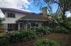 4 Bed House with En Suite in Lavington - 3