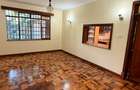5 Bed Villa with En Suite in Nyari - 10