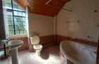 5 Bed Townhouse with En Suite in Lavington - 15