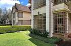 5 Bed Townhouse with En Suite at Lavington - 11